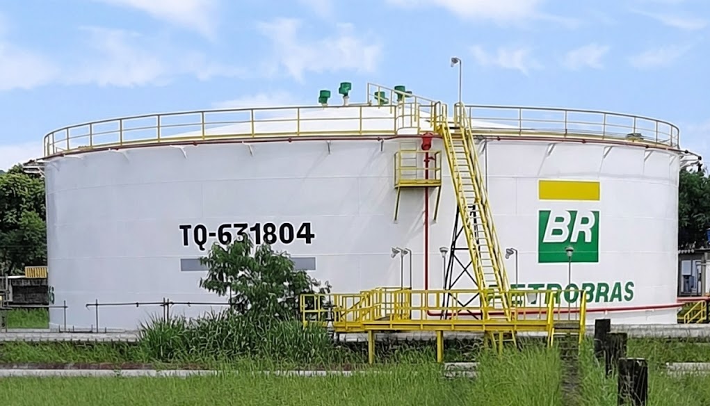 Tanque pintado depois